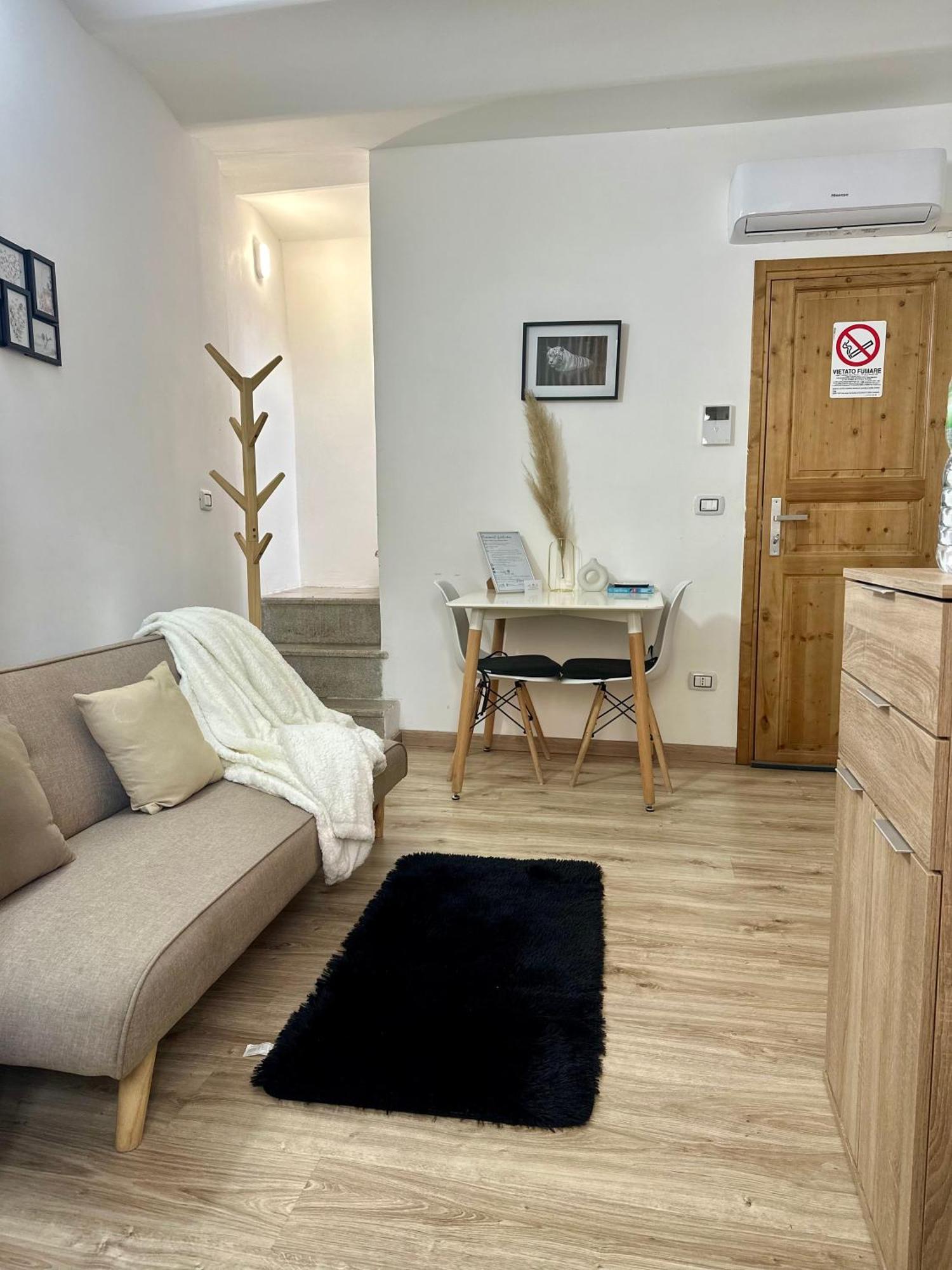Sassari-Centro Elegante Appartamento Con Wifi E Netflix Dış mekan fotoğraf