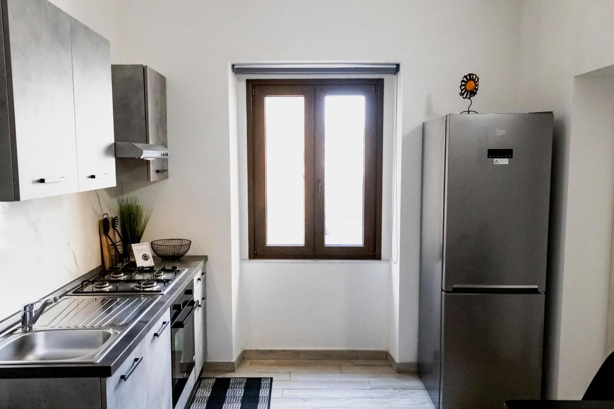 Sassari-Centro Elegante Appartamento Con Wifi E Netflix Dış mekan fotoğraf