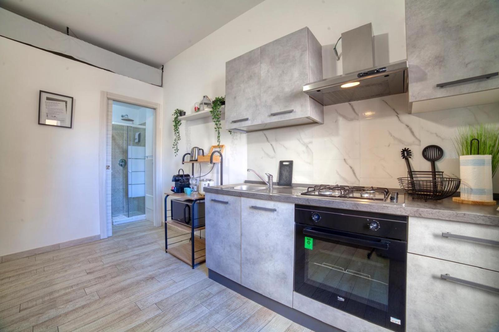 Sassari-Centro Elegante Appartamento Con Wifi E Netflix Dış mekan fotoğraf